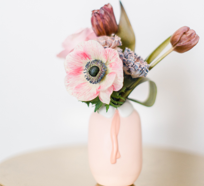 Spring flower arranging trends